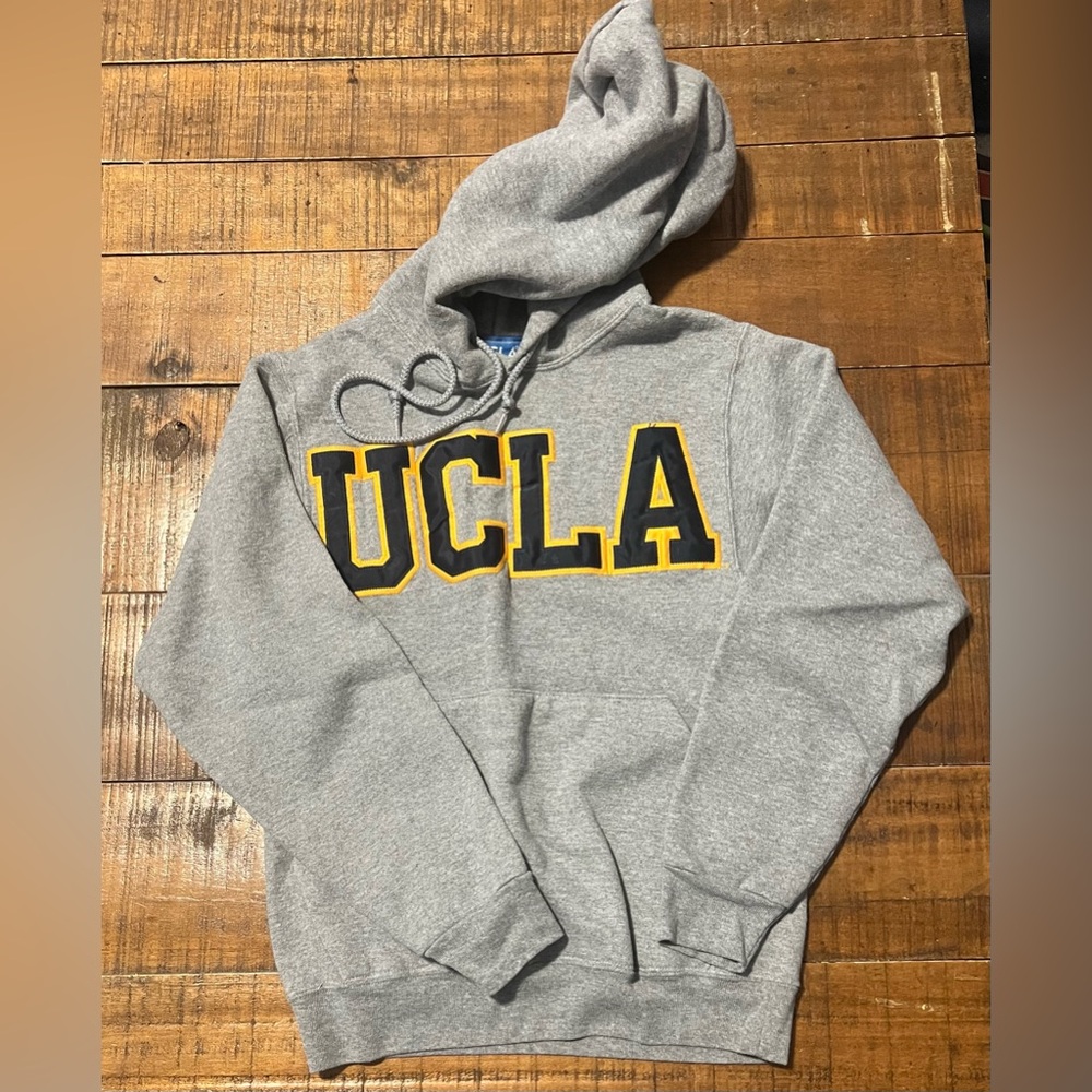 UCLA Grey Hoodie - X-Small (18x22). (Stitch lettering)